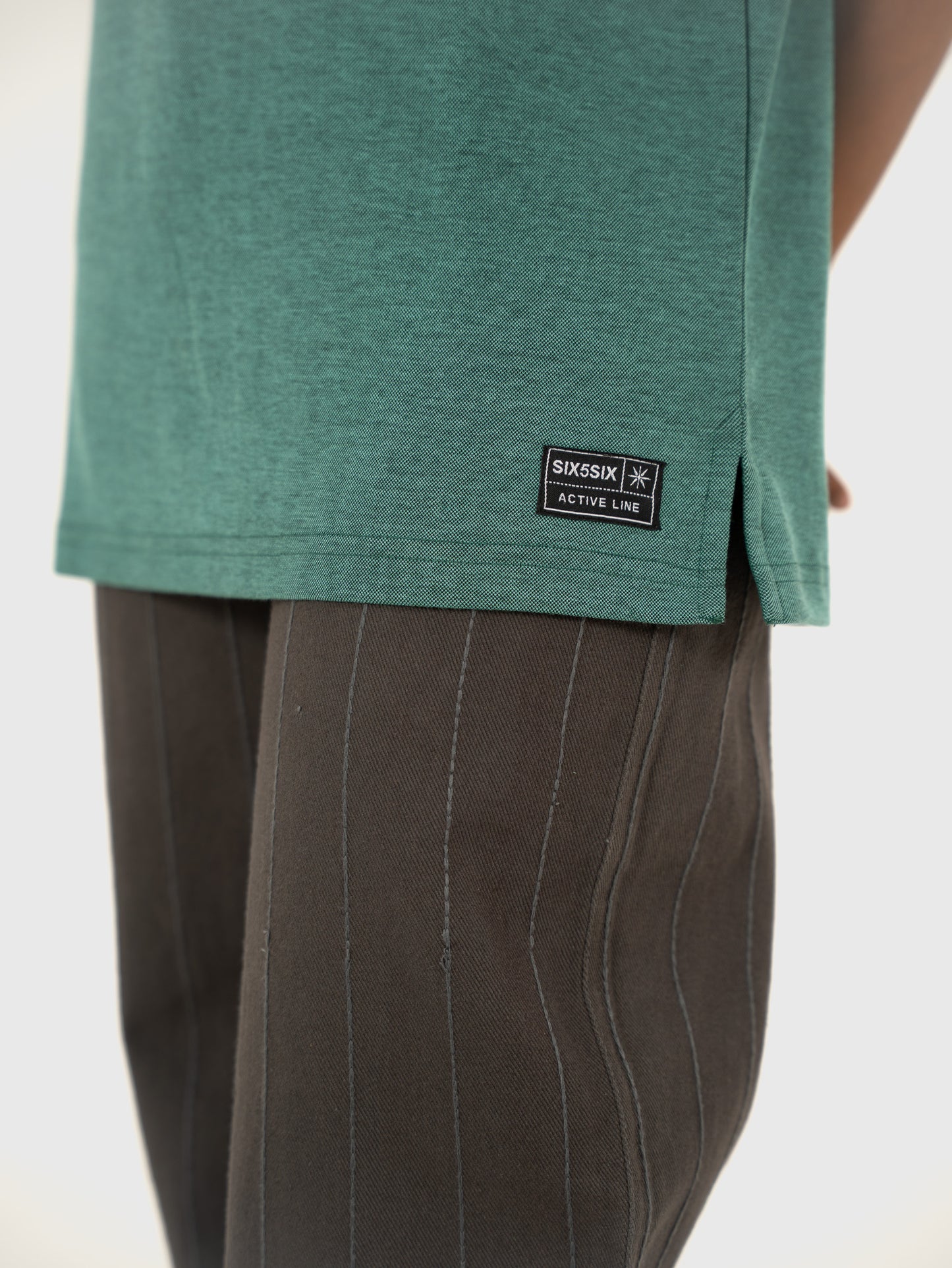SHORE RELAXED POLO IN EMERALD