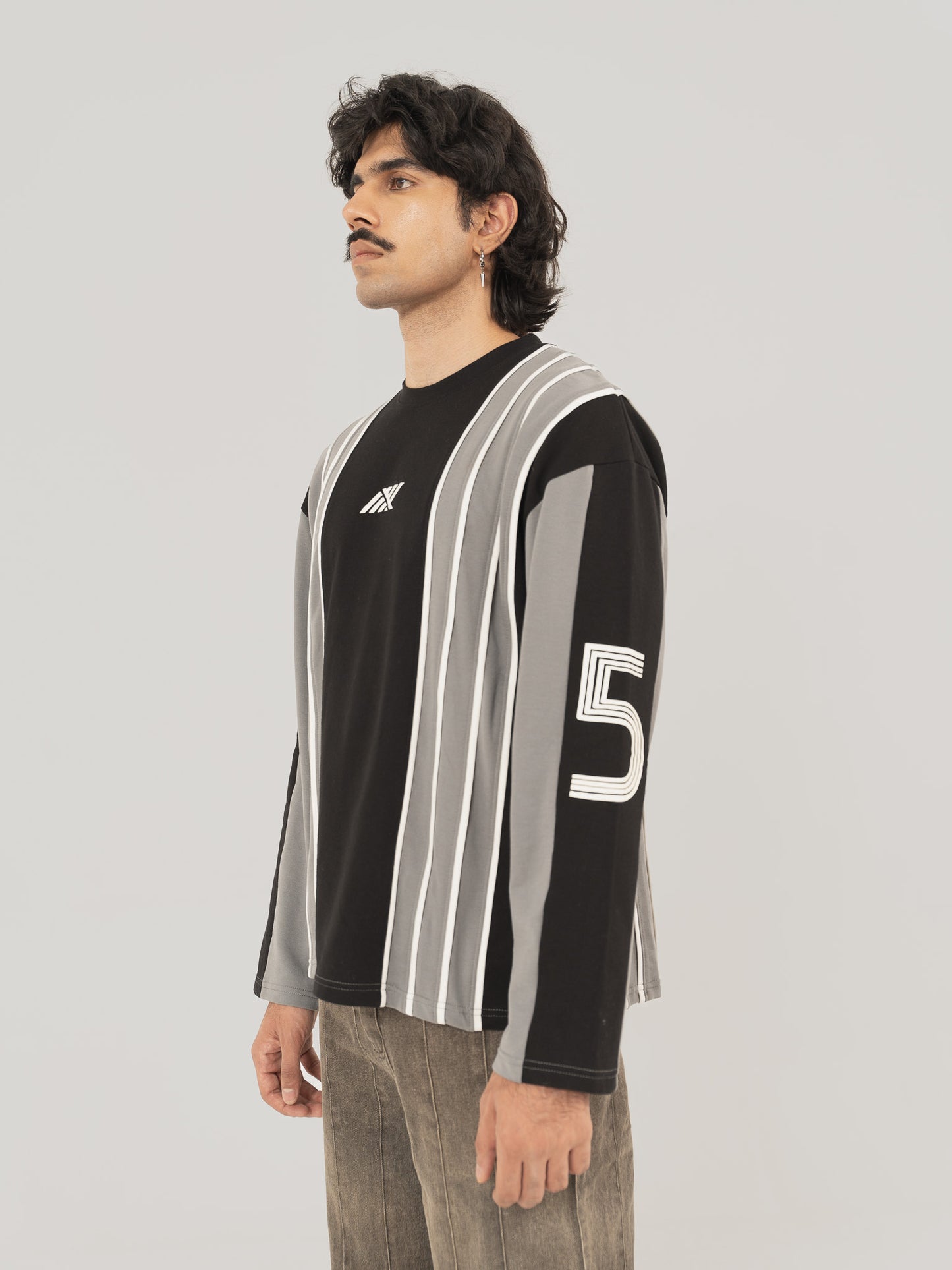 FROST TEE IN ASPHALT