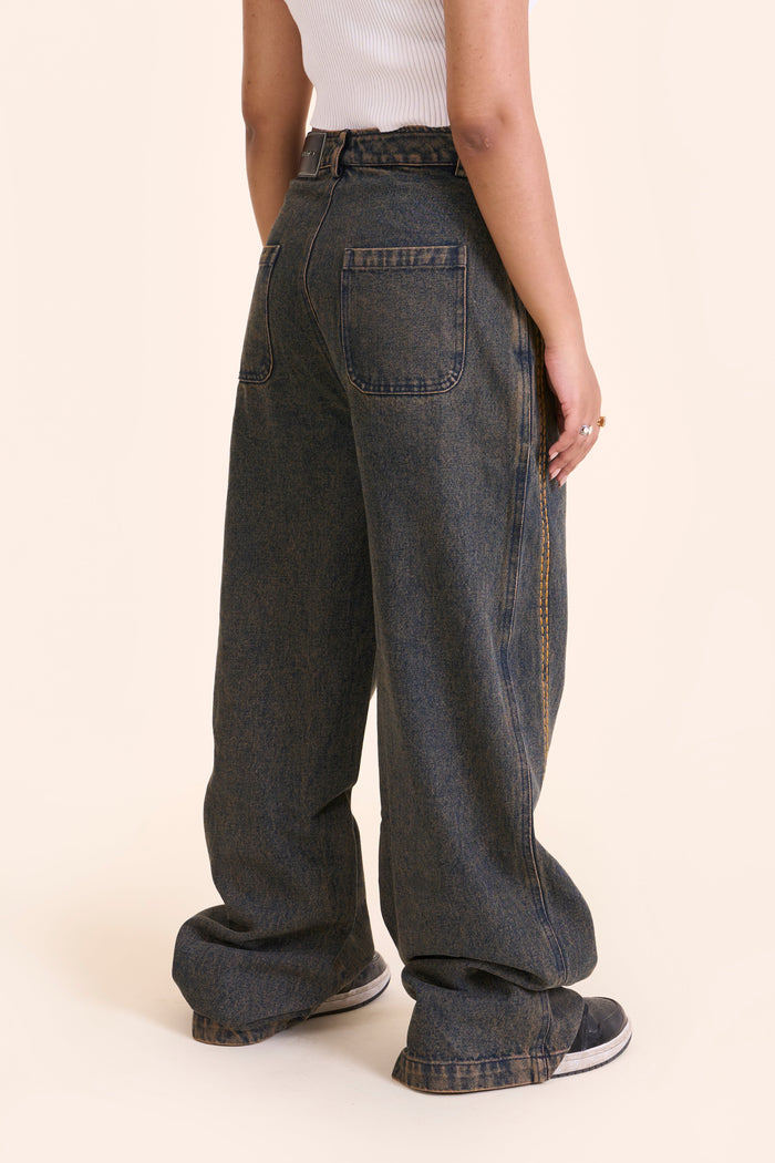 Trail Oversized Jeans