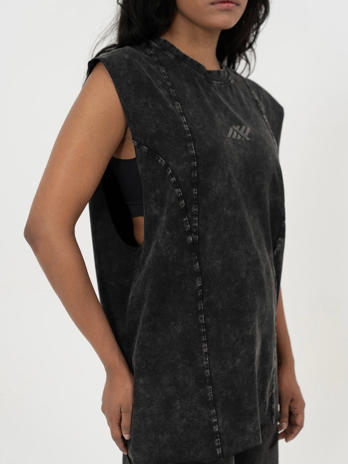 AFTERBURN MUSCLE TEE IN COAL