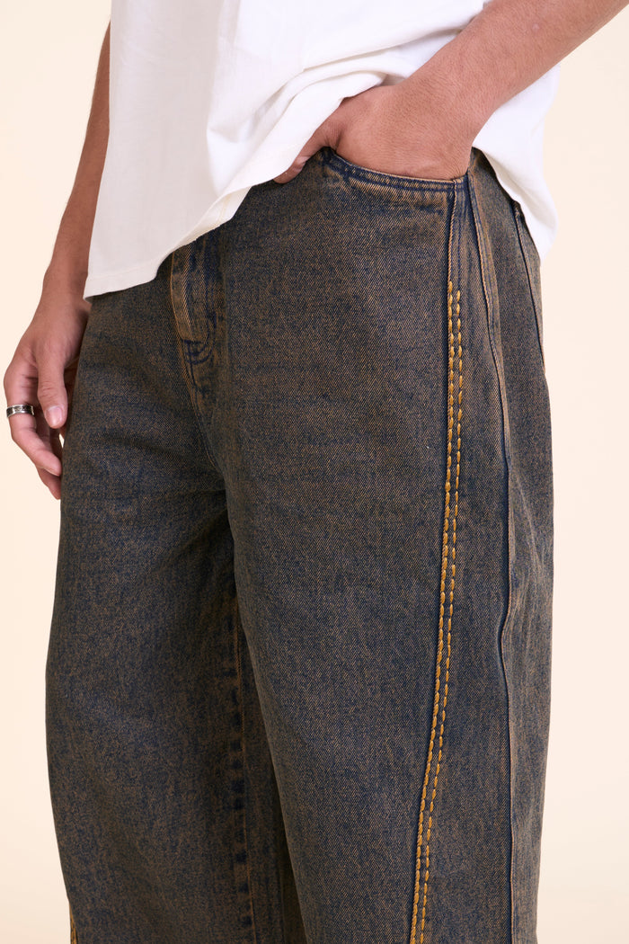 Trail Oversized Jeans