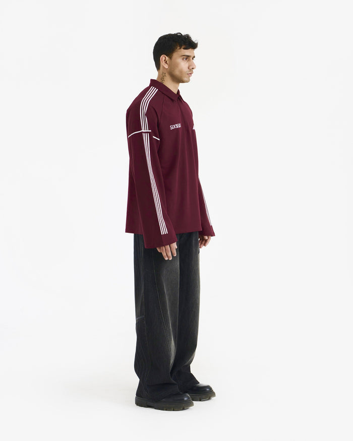 BASELINE TEE IN RED