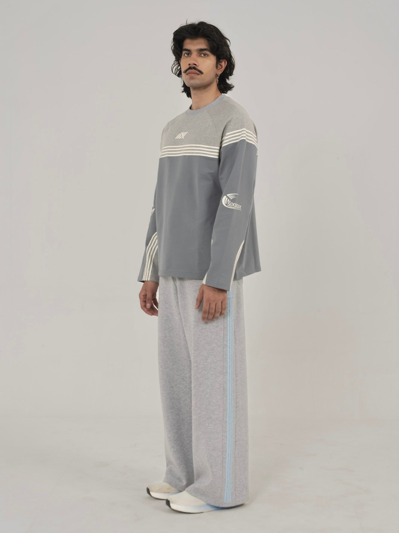 GLACIER TEE IN SLATE GREY