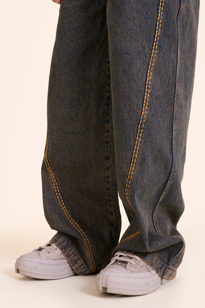 Trail Oversized Jeans