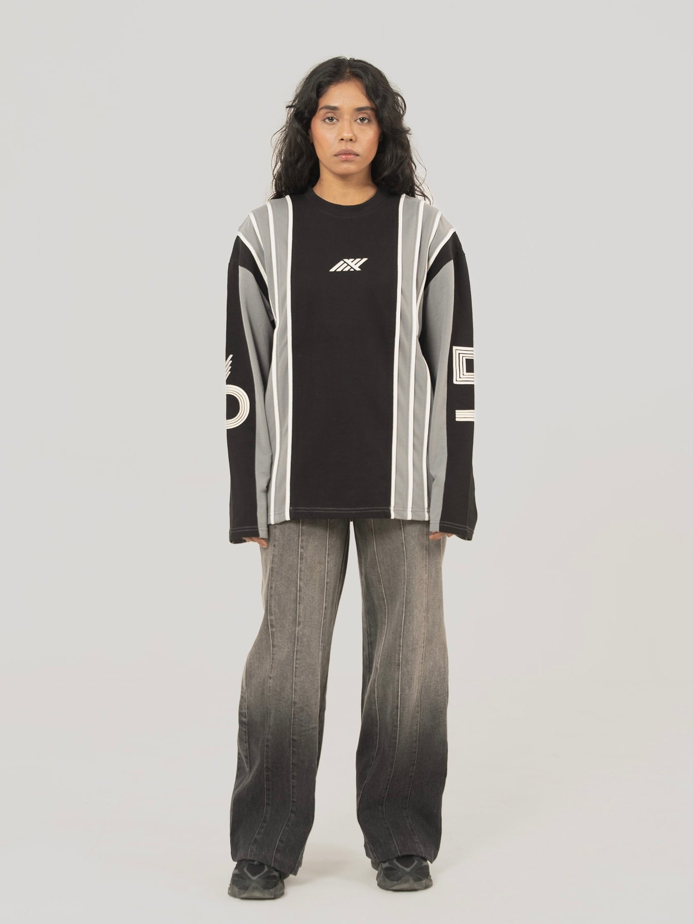 FROST TEE IN ASPHALT