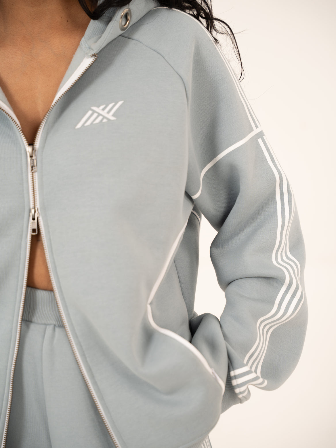 TOUCHSTONE TRACK JACKET IN BLUE