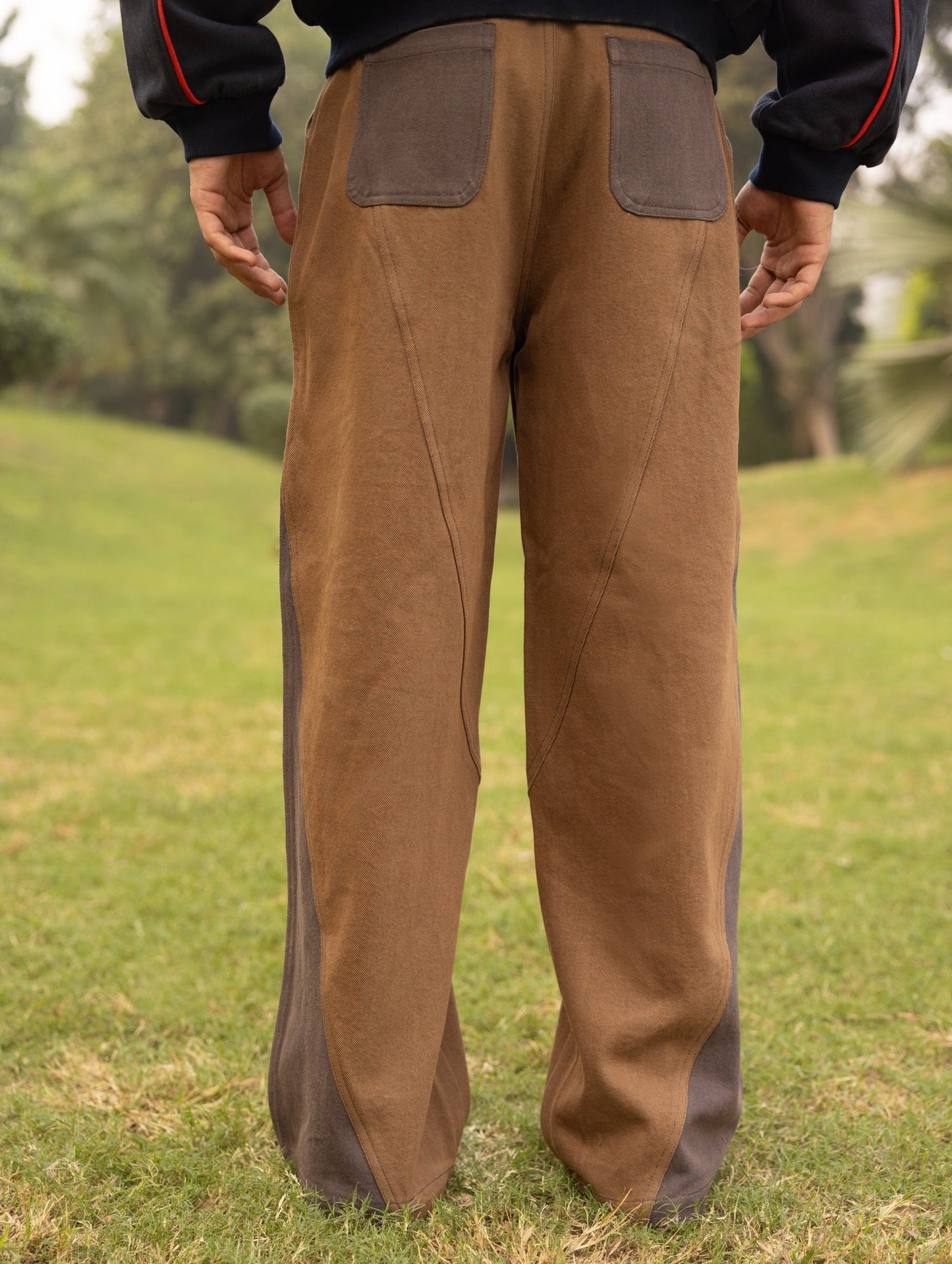 SEGMENTED PANTS IN SAND - UNISEX