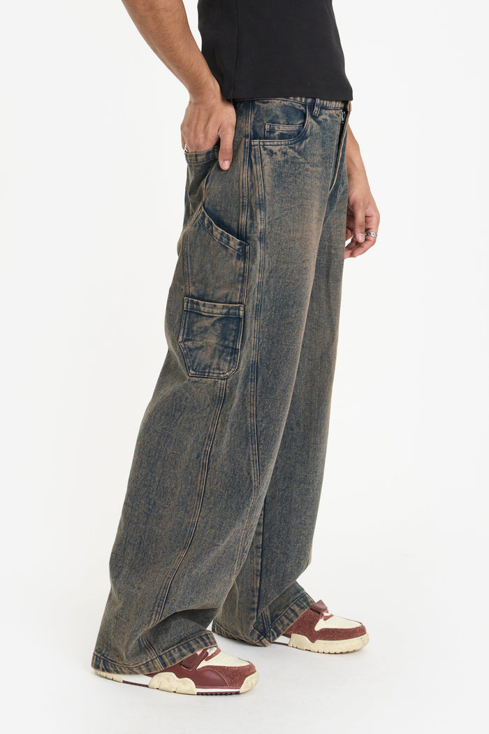 Hydrous Oversized Jeans