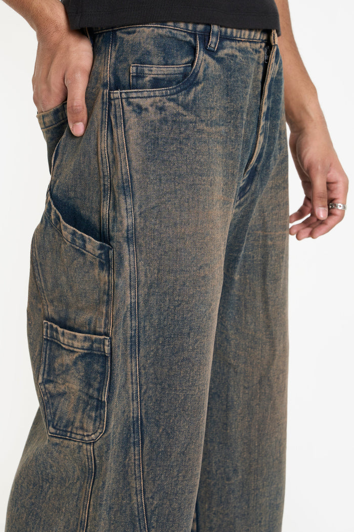 Hydrous Oversized Jeans